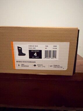 Bogs Kids Winter Pull on boots